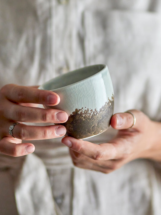 Paula in het wit met bruin