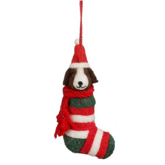 Kerstbal: donker bruine hond in sok