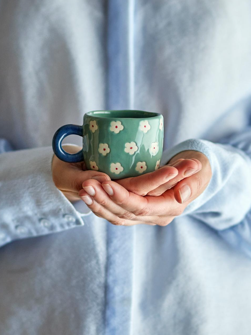 Espresso tas met witte bloemen